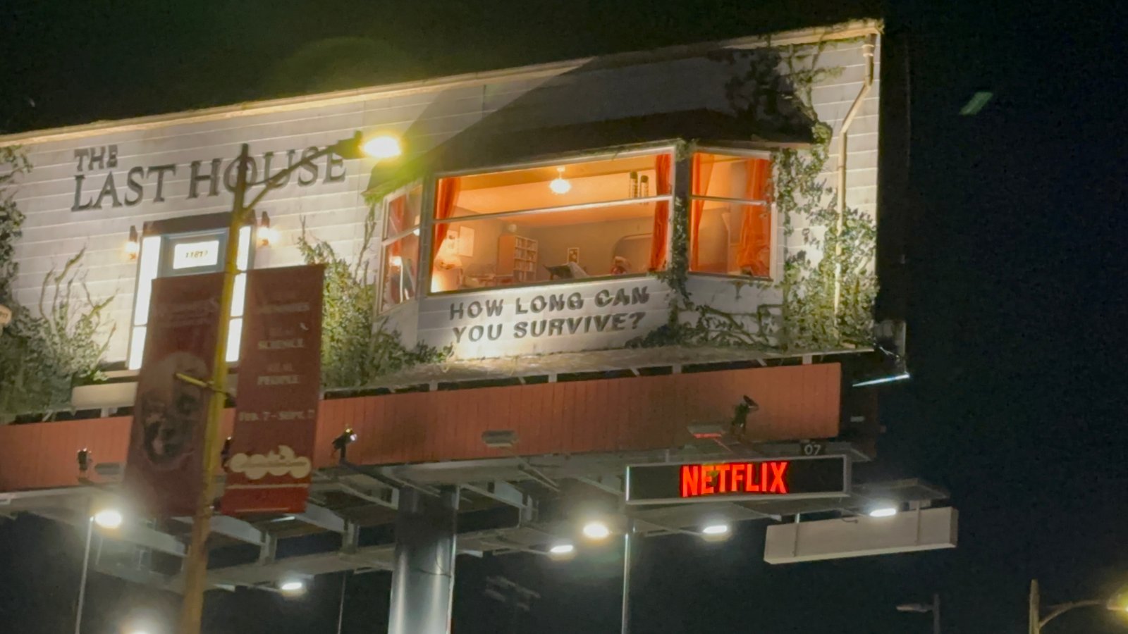 Actor Lives Inside a Billboard for Three Days, Walks Away with $75,000